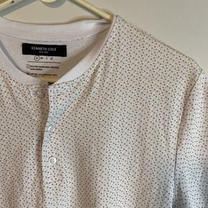 Kenneth Cole Men's Slim Fit Techni-Cole Stretch 3 Button T Shirt Small NWT